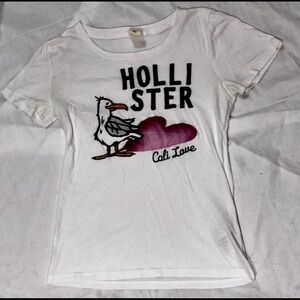 Hollister Y2K Vintage Graphic Print Cali Love Cute Woman’s Tee Shirt SZ.M
